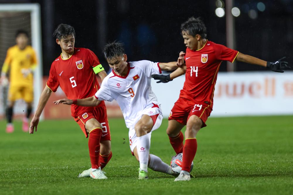 海港夺冠真相曝光！穆斯卡特硬刚挖角+3大对手集体送人头